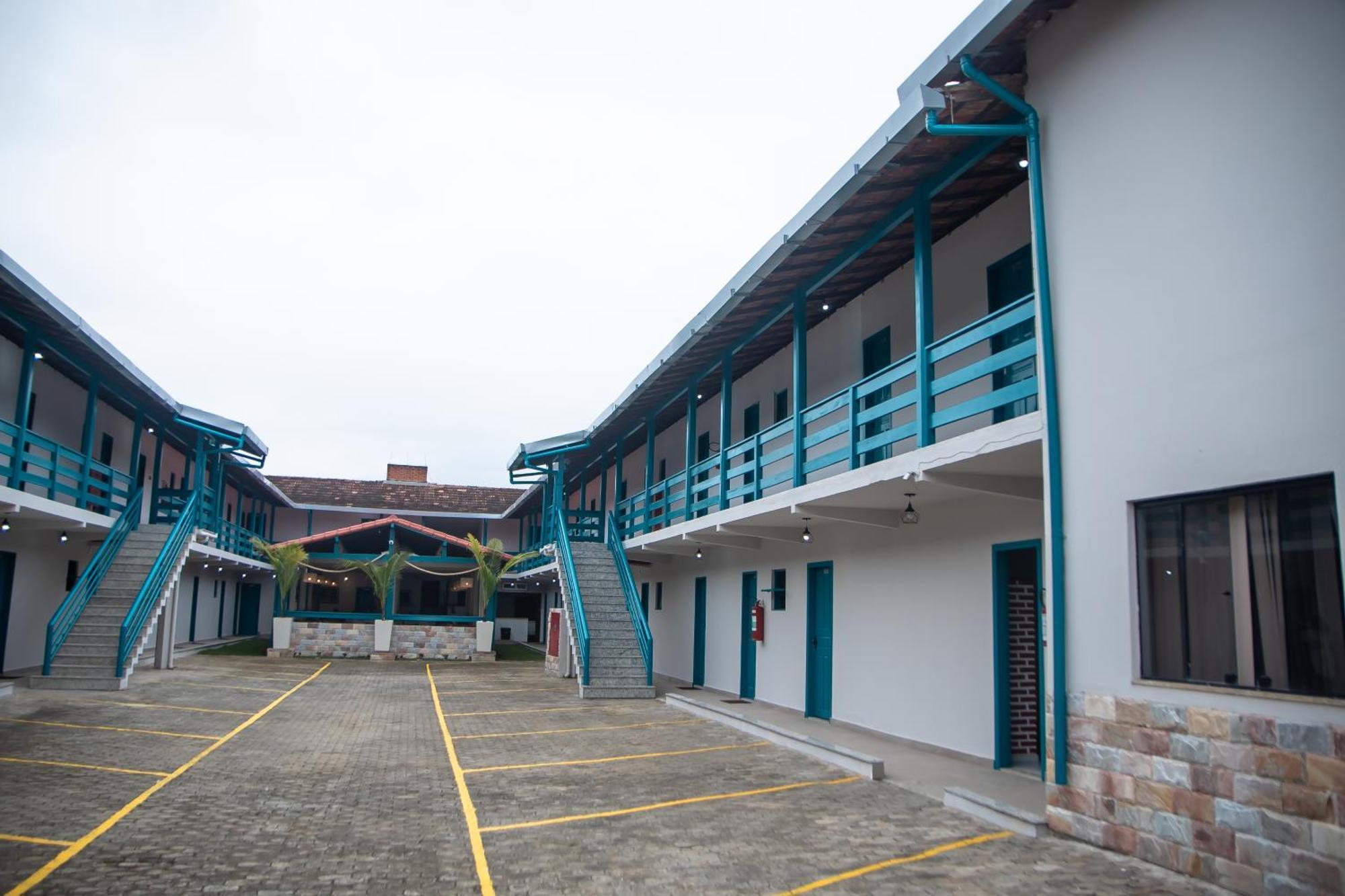 Hotel Praia Do Morro 瓜拉派瑞 外观 照片